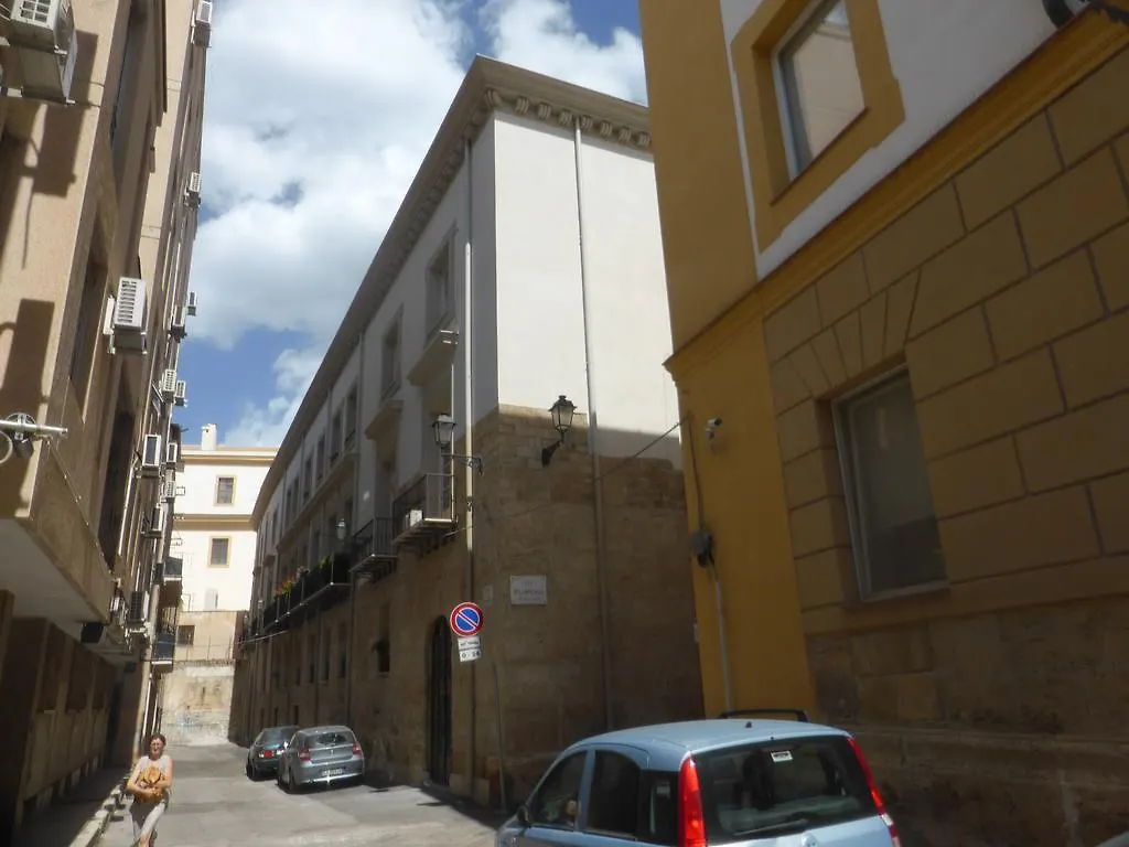 Appartamento In Palazzo Lampedusa Palermo